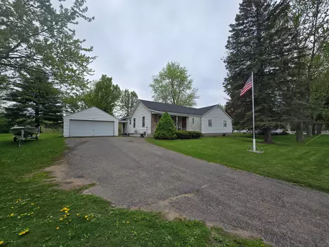 3444 E Maple Ave, Grand Blanc, MI 48507