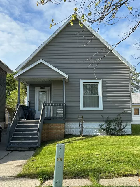 2309 Bancroft St, Port Huron, MI 48060
