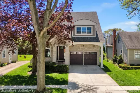 1710 Webster St, Birmingham, MI 48009