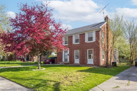 12731 E Outer, Detroit, MI 48224 photo 1