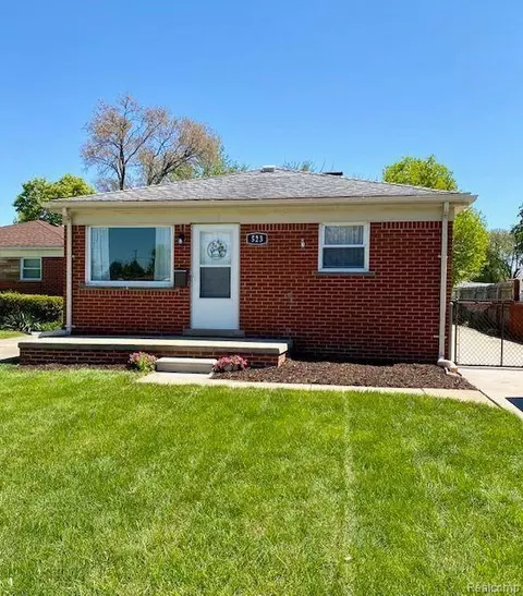523 River, Lincoln Park, MI 48146