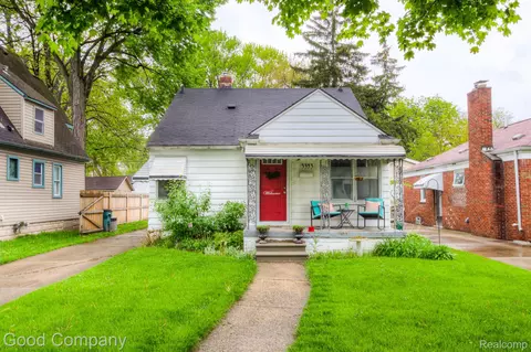 3353 Kenwood St, Ferndale, MI 48220