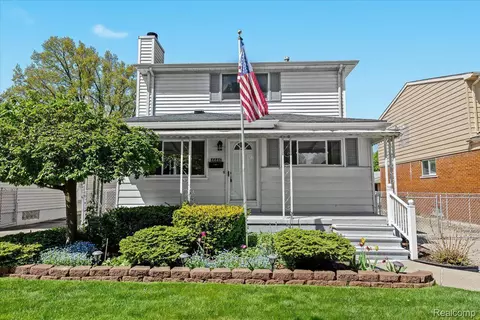 4446 Polk St, Dearborn Heights, MI 48125