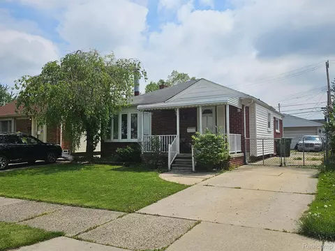 13157 Orchard St, Southgate, MI 48195