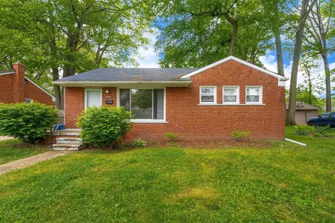 9596 Hemingway St, Redford, MI 48239