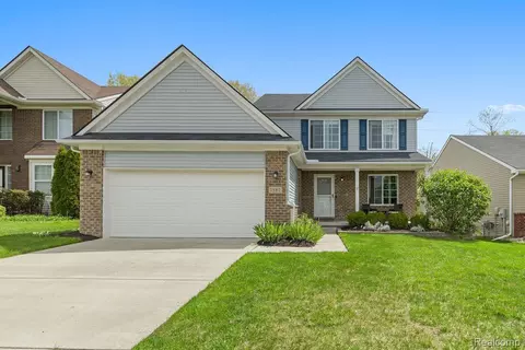 1582 Arbor View Ln, Oceola, MI 48843
