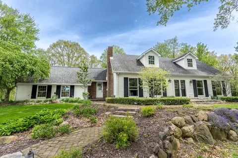 3041 Hunter Rd, Brighton, MI 48114