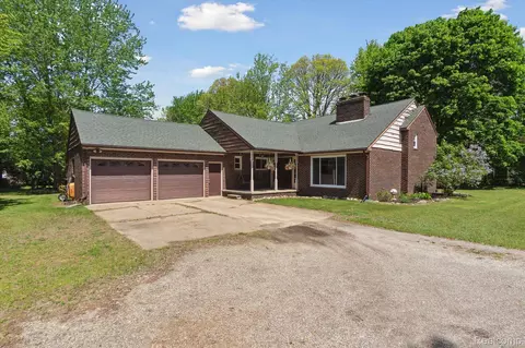 1698 Woodbine Dr, Mayfield, MI 48446