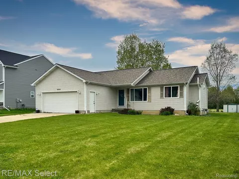 4404 Soya Ave, Flint, MI 48473