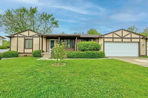 1155 Risecliff Dr, Grand Blanc, MI 48439