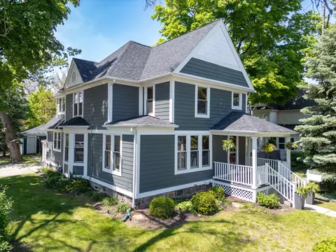 353 Starkweather St, Plymouth, MI 48170