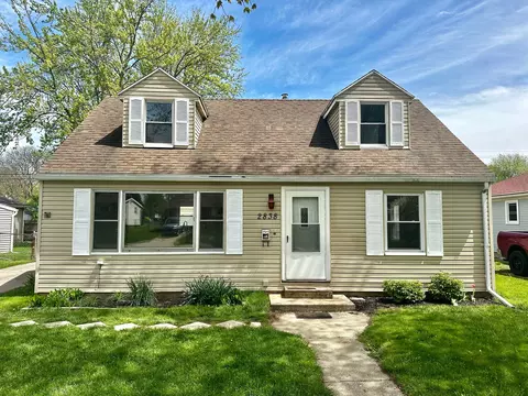 2838 Walnut St, Port Huron, MI 48060