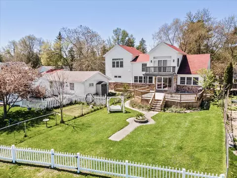 7158 Lakeview Dr, Lexington, MI 48450