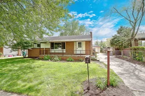 1260 Parkwood Ave, Ypsilanti, MI 48198