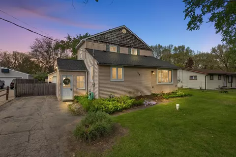 776 Fairledge St, Orion, MI 48362
