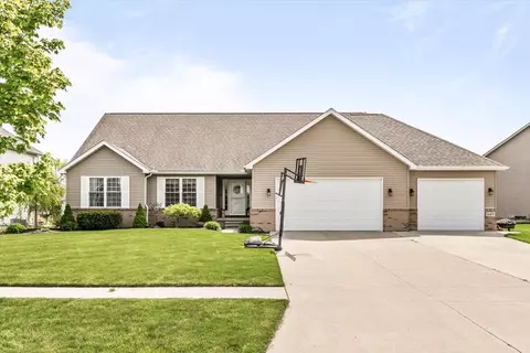 147 Liberty Ave, Marysville, MI 48040