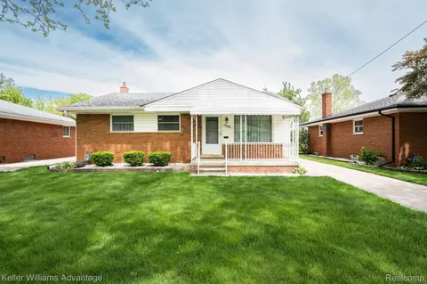 25008 Hanover St, Dearborn Heights, MI 48125