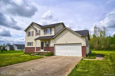 1336 Windwood Ln, Mundy, MI 48507