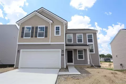 326 Sandhill Ct, White Lake, MI 48386