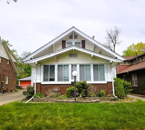 917 E 9th St, Flint, MI 48503