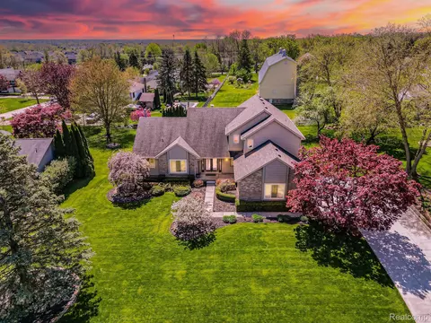 7308 Wellington, Washington, MI 48094