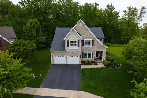 10326 Edgewood, Grand Blanc, MI 48439