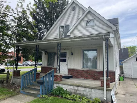 804 Wall St, Port Huron, MI 48060