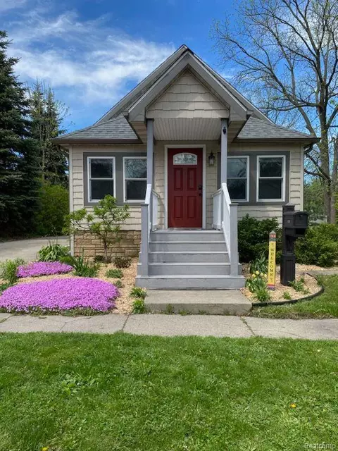 620 Allen St, Caro, MI 48723