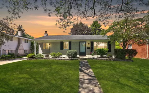 14651 Richfield St, Livonia, MI 48154