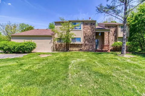 29295 Wildbrook Dr, Southfield, MI 48034
