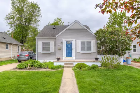 2463 Oakshire Ave, Berkley, MI 48072