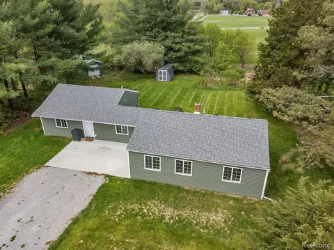 1746 Hadley Rd, Elba, MI 48446