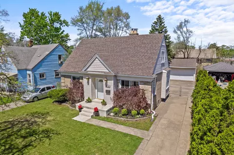1306 W Troy St, Ferndale, MI 48220