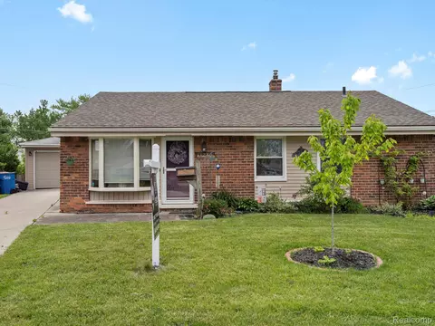 11240 Superior Ave, Warren, MI 48089
