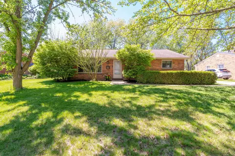 2405 Galpin Ave, Royal Oak, MI 48073