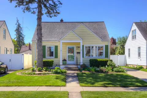 2244 Coy St, Ferndale, MI 48220