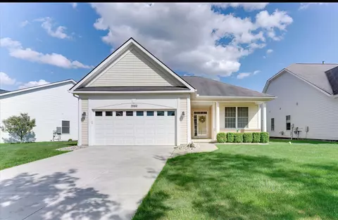 3582 Riverside Dr, Auburn Hills, MI 48326