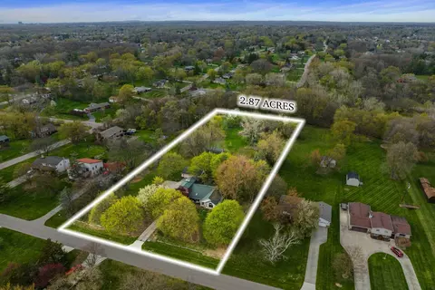 292 Aspinwall Dr, Troy, MI 48098