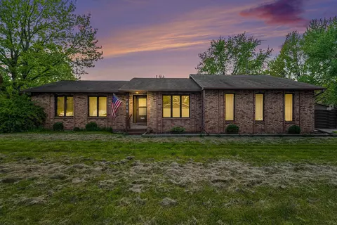 7215 S Fork Dr, Clayton, MI 48473