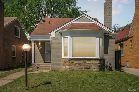 17141 Griggs St, Detroit, MI 48221