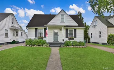 2244 Shevlin St, Ferndale, MI 48220