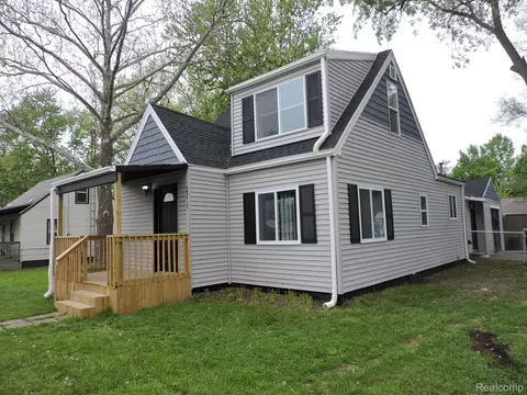 2171 E Scottwood Ave, Burton, MI 48529