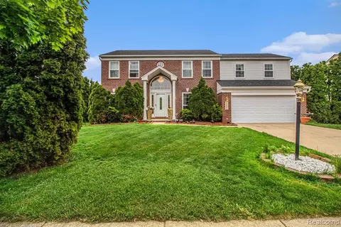 14661 Wildbrook Dr, Van Buren, MI 48111