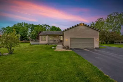 3447 Reamer Dr, Oregon, MI 48446