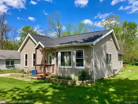 1280 N Saginaw St, Lapeer, MI 48446