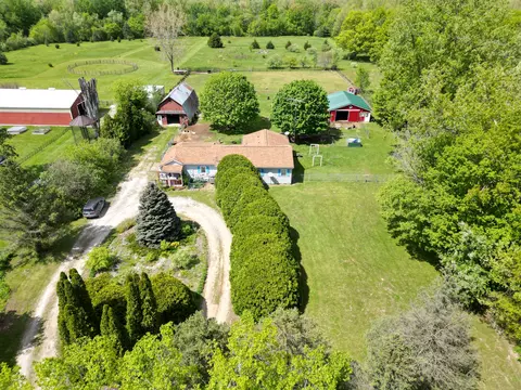 11459 E Lippincott Blvd, Davison, MI 48423