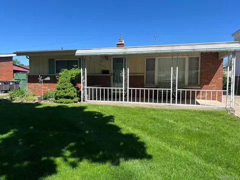 25602 Haskell St, Taylor, MI 48180
