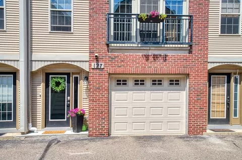 127 S 2nd St, Brighton, MI 48116