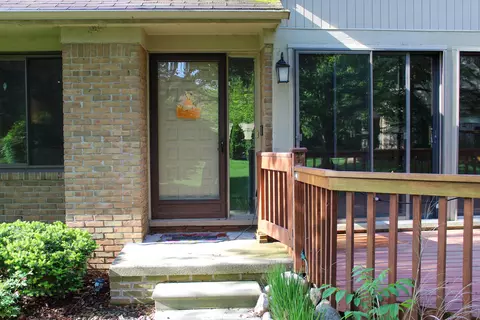 610 Byron, Rochester Hills, MI 48307