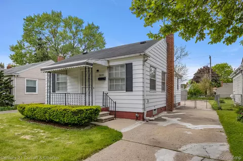3830 Weddell St, Dearborn, MI 48124